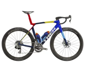 Trek Madone SLR 9 Gen 8 SRAM Red AXS 12-Speed with Bontrager Aeolus RSL 51 DB Wheels