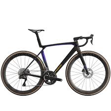 Trek Madone SL 7 Gen 8 Performance Road Bike